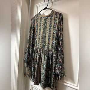 EARTHBOUND Black Floral Striped Long-Sleeve Dress